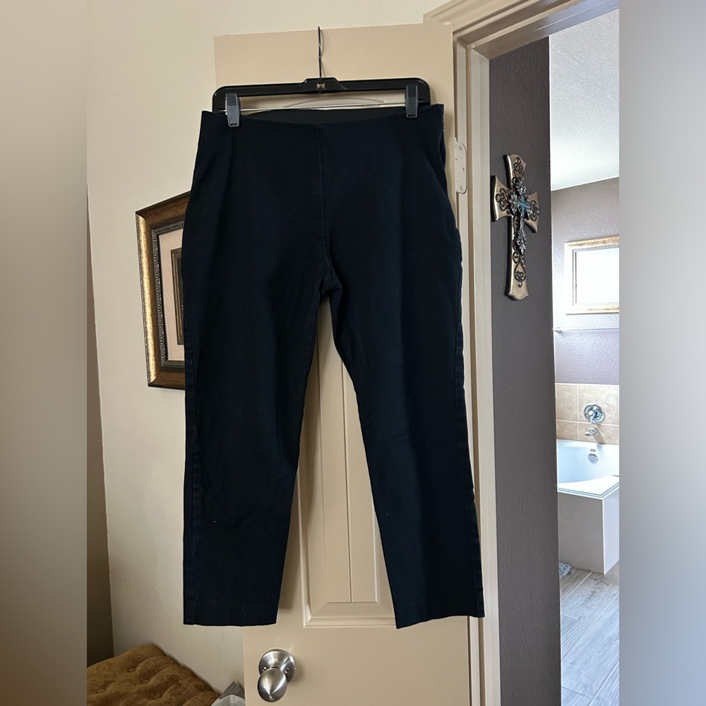 Black Capri Pants